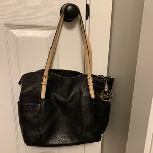Michael Kors black purse, new condition